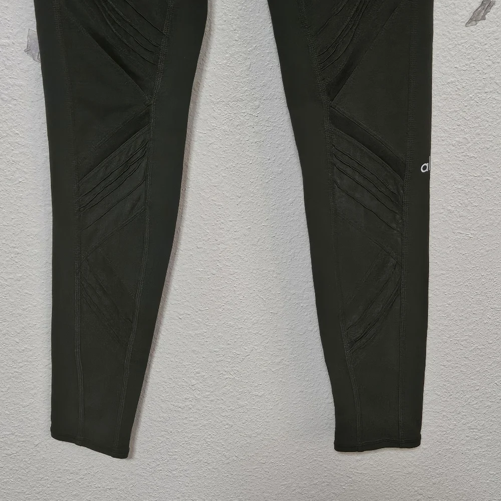 Alo high rise moto style leggings see description for sizing